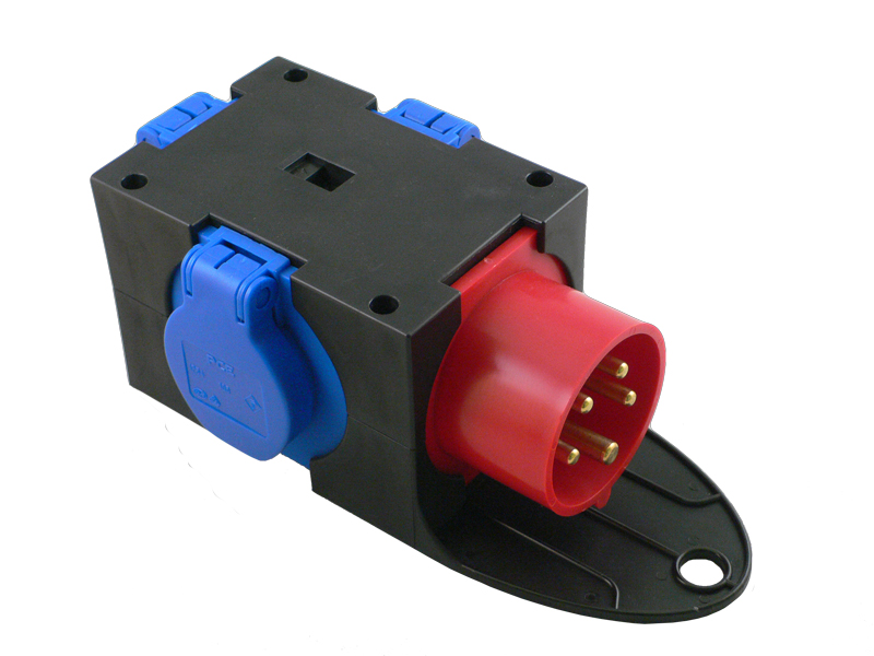 Splitter CEE 5P/16A naar 3x stopc. 2p+t